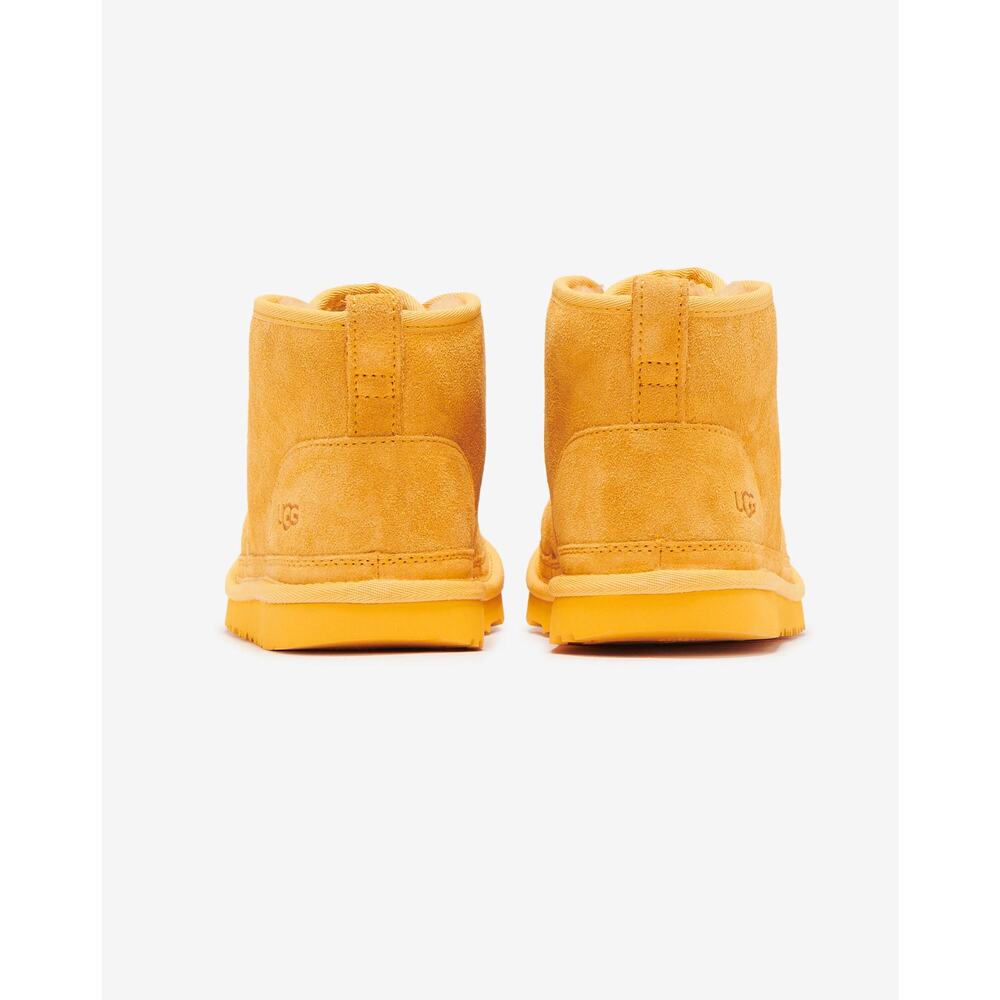 NEW UGG Neumel II Suede Chukka Boots Amber Women’s Size 7 / 6Y 1017320K - Picture 3 of 5
